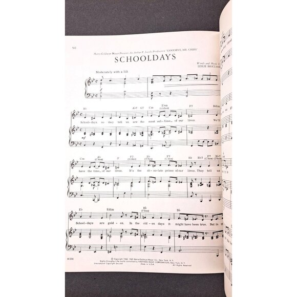 Vintage Goodbye Mr. Chips Vocal Selections Music 1969 Movie Songbook O'Toole - Picture 8 of 9